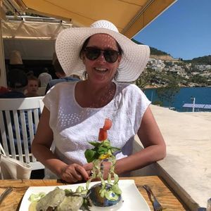 Meet your Posher, Annie